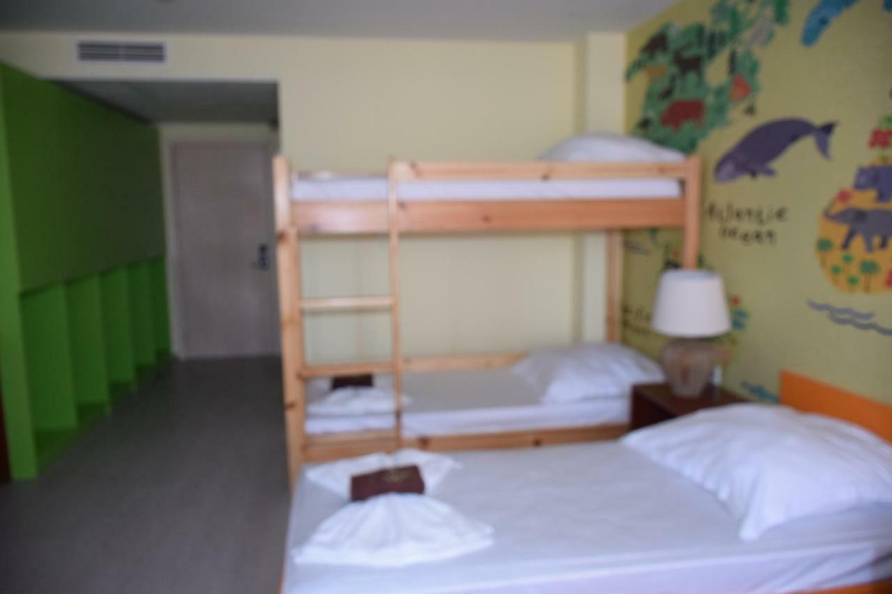 Hotel Camp And Pool Kranevo Exterior foto